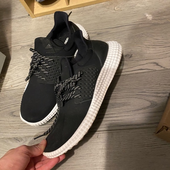Black Adidas athletic shoes - Picture 1 of 4